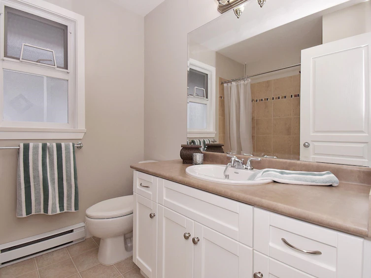 19087 69a Avenue, Surrey, BC, V4N 0A5 - 23