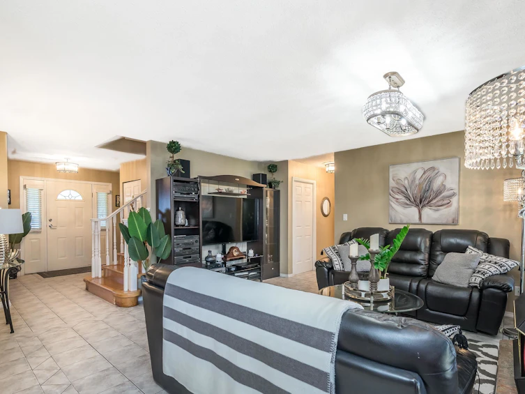 8660 162 Street, Surrey, BC, V4N 1B5 - 16
