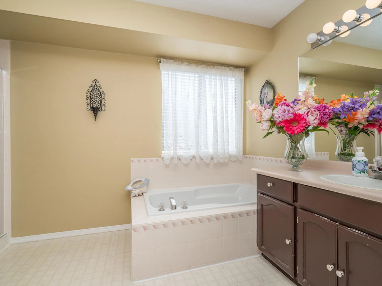 8660 162 Street, Surrey, BC, V4N 1B5 - 28