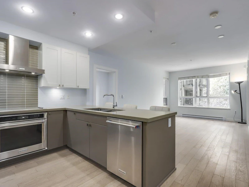 202 - 3399 Noel Drive, Burnaby BC