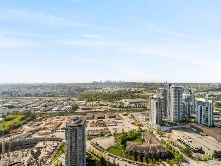 3807-4720 Lougheed Highway, Burnaby, BC, V5C 0M8