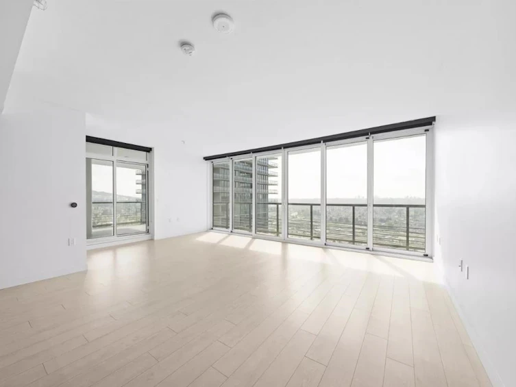3807-4720 Lougheed Highway, Burnaby, BC, V5C 0M8 - 2