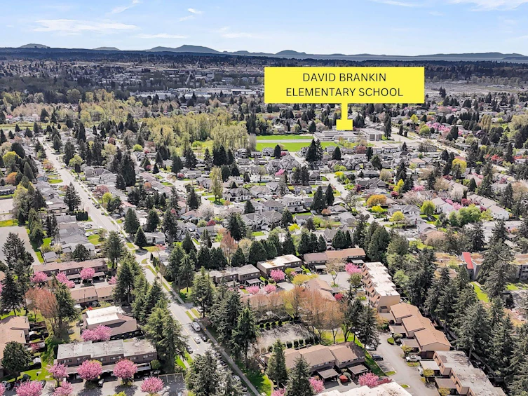 202-9580 Prince Charles Boulevard, Surrey, BC, V3V 1S6 - 31