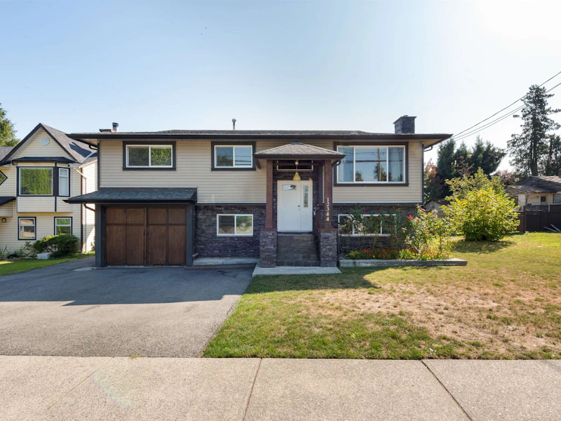 12344 228th Street, Maple Ridge BC V2X 6M4