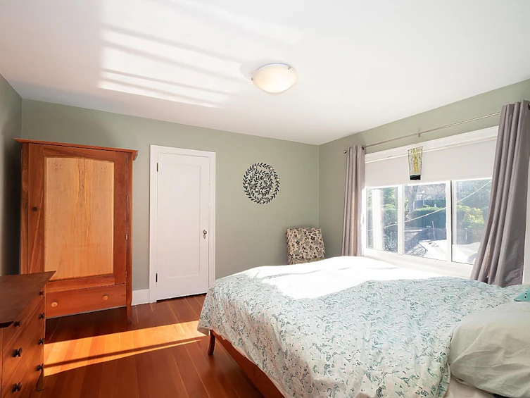 4086 W 8th Avenue, Vancouver, BC, V6R 1Z6 - 23