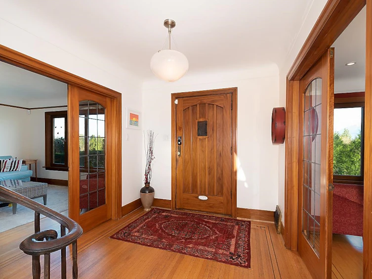 4086 W 8th Avenue, Vancouver, BC, V6R 1Z6 - 2