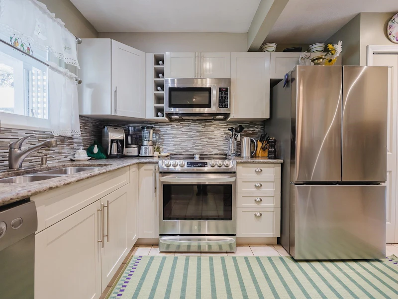 3 - 561 Shaw Avenue, Coquitlam BC V3K 2R2