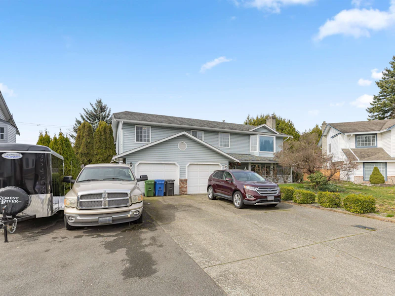 2815 Dehavilland Drive, Abbotsford BC V2T 5L2