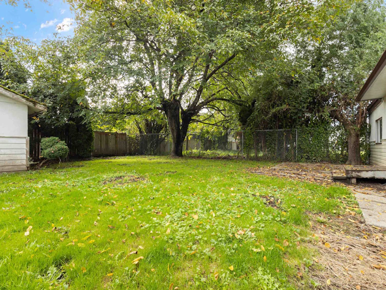 46228 First Avenue, Chilliwack, BC, V2P 1W5 - 25