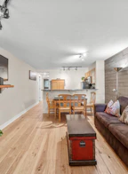7/7a 4388 Northlands Boulevard