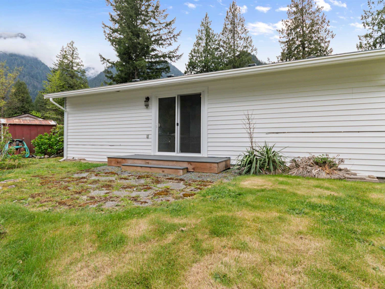 19846 Marie Street, Hope, BC, V0X 1L2 - 28