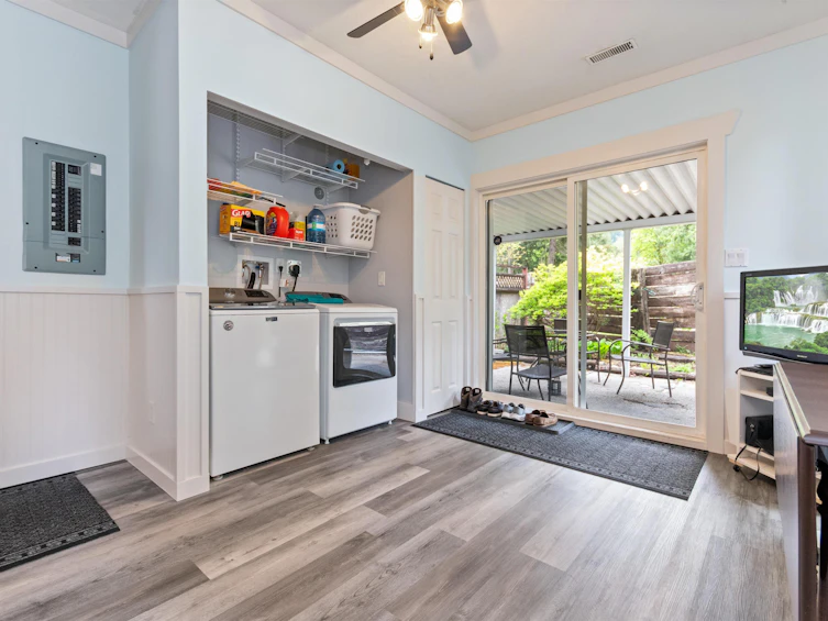 19846 Marie Street, Hope, BC, V0X 1L2 - 3