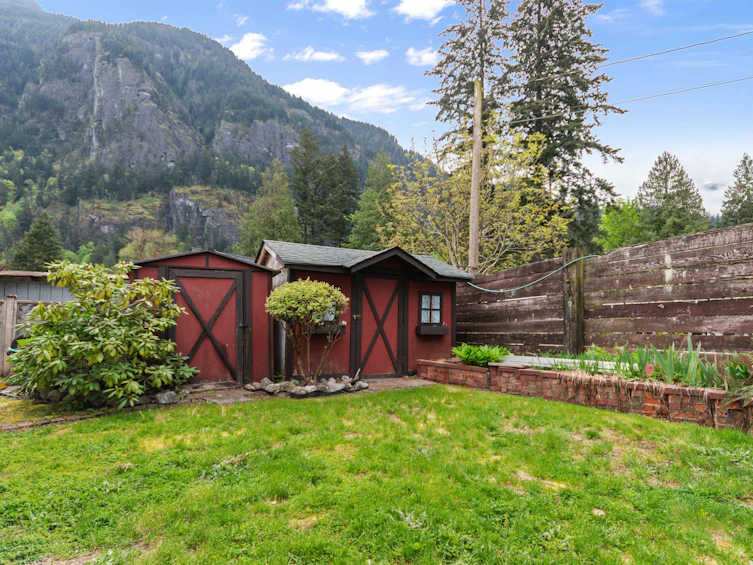 19846 Marie Street, Hope, BC, V0X 1L2 - 27