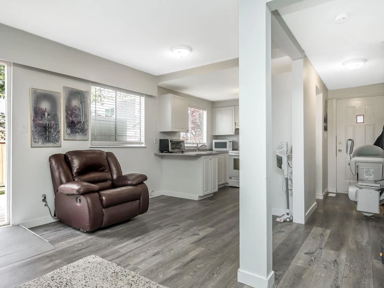 25-21555 Dewdney Trunk Road, Maple Ridge, BC, V2X 3G5 - 3