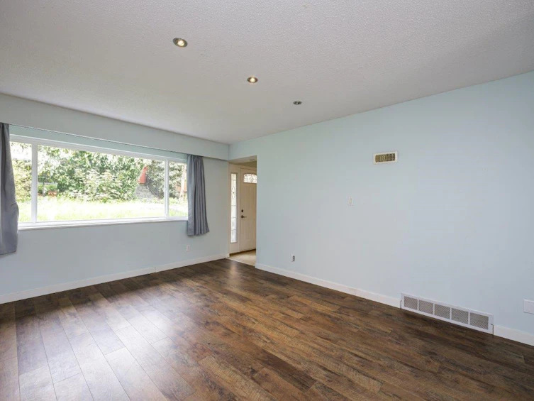 1373 Lynn Valley Road, North Vancouver, BC, V7J 2A7 - 10