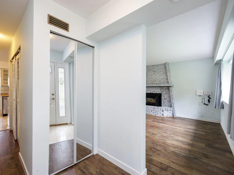 1373 Lynn Valley Road, North Vancouver, BC, V7J 2A7 - 14