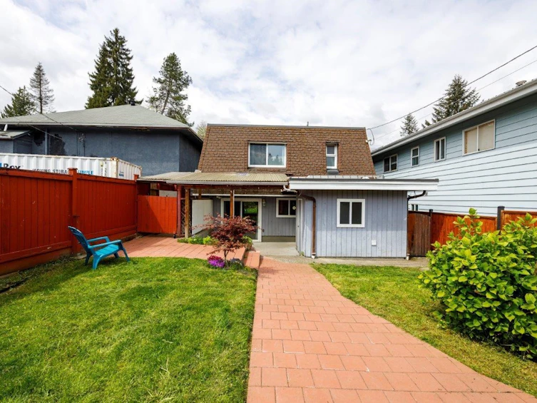 1373 Lynn Valley Road, North Vancouver, BC, V7J 2A7 - 27