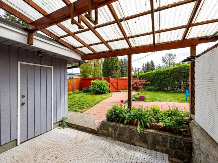 1373 Lynn Valley Road, North Vancouver, BC, V7J 2A7 - 24