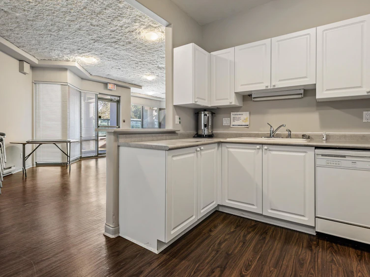 802-33065 Mill Lake Road, Abbotsford, BC, V2S 8E6 - 34