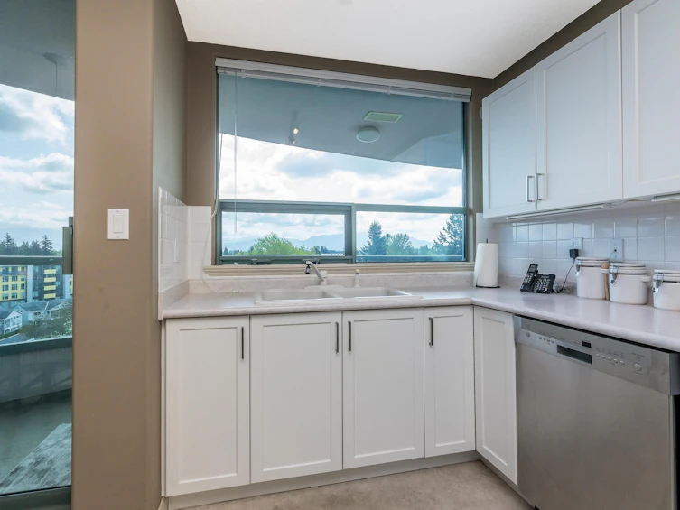 802-33065 Mill Lake Road, Abbotsford, BC, V2S 8E6 - 11