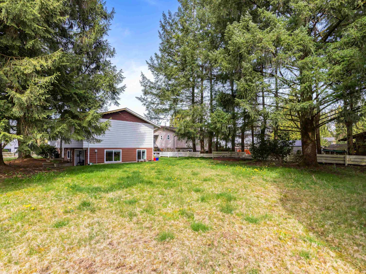 21099 Berry Avenue, Maple Ridge, BC, V2X 7V3 - 35