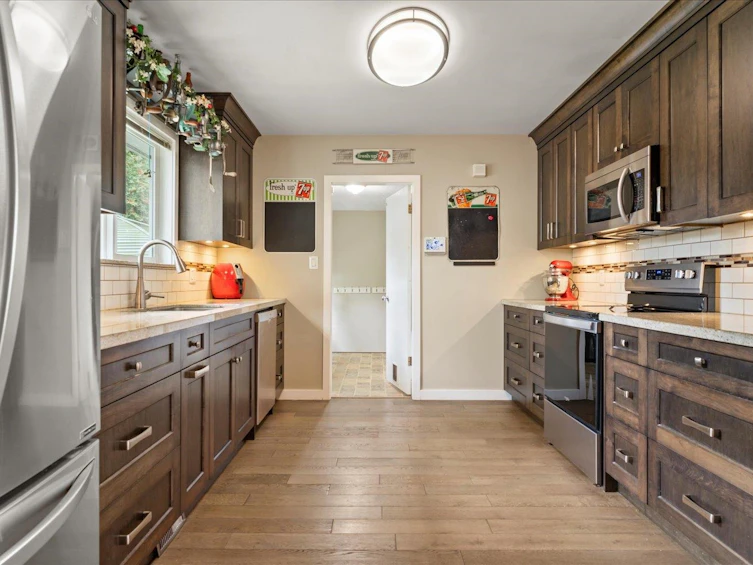 33255 Plaxton Crescent, Abbotsford, BC, V2S 1V8 - 7