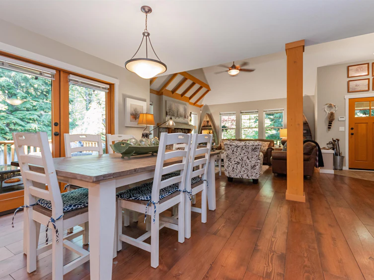 1907 Ravenwood Trail, Cultus Lake, BC, V2R 0E1 - 10