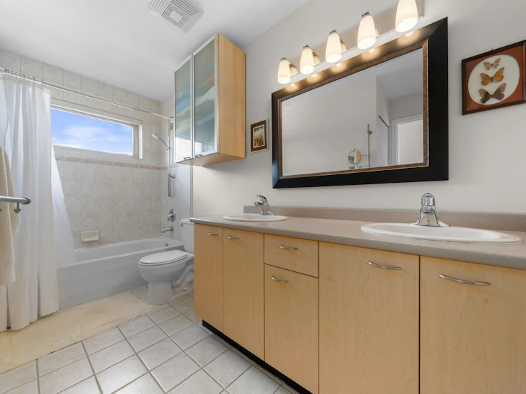 17-2389 Charles Street, Vancouver, BC, V5L 5G4 - 27