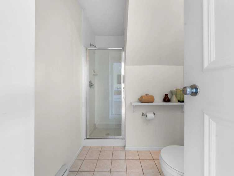 17-2389 Charles Street, Vancouver, BC, V5L 5G4 - 19