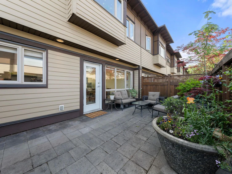 17-2389 Charles Street, Vancouver, BC, V5L 5G4 - 32