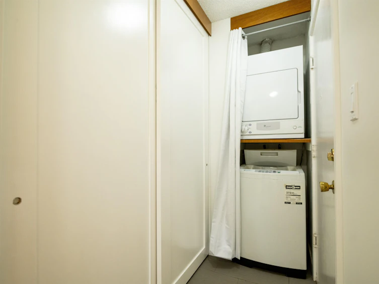 304-2190 W 8 Avenue, Vancouver, BC, V6K 2A4 - 19