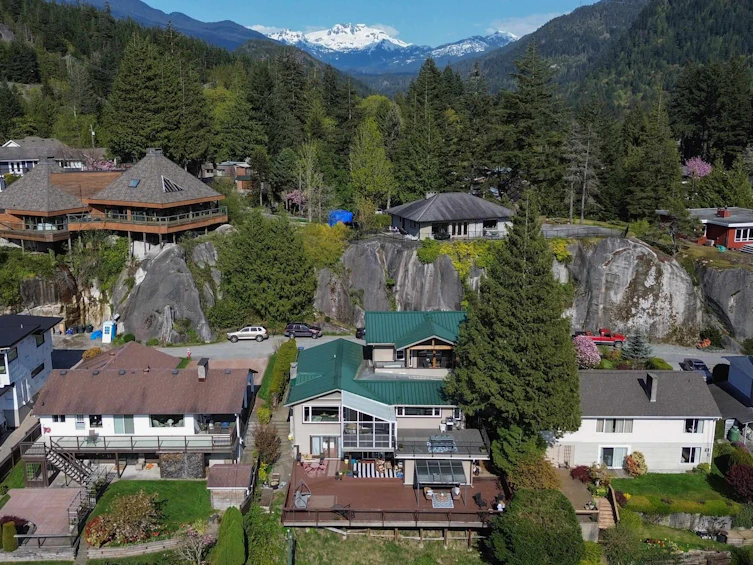 38268 Ocean View, Squamish, BC, V9B 0A4 - 2