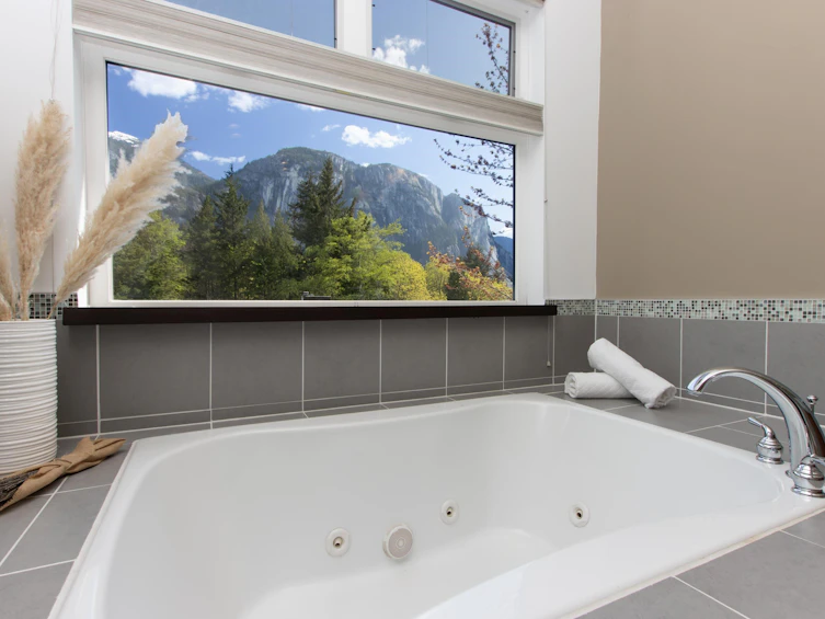38268 Ocean View, Squamish, BC, V9B 0A4 - 29
