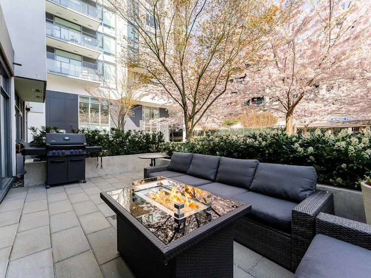 TH2-4465 Juneau Street, Burnaby, BC, V5C 0L8 - 6