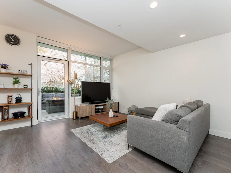 TH2-4465 Juneau Street, Burnaby, BC, V5C 0L8 - 3