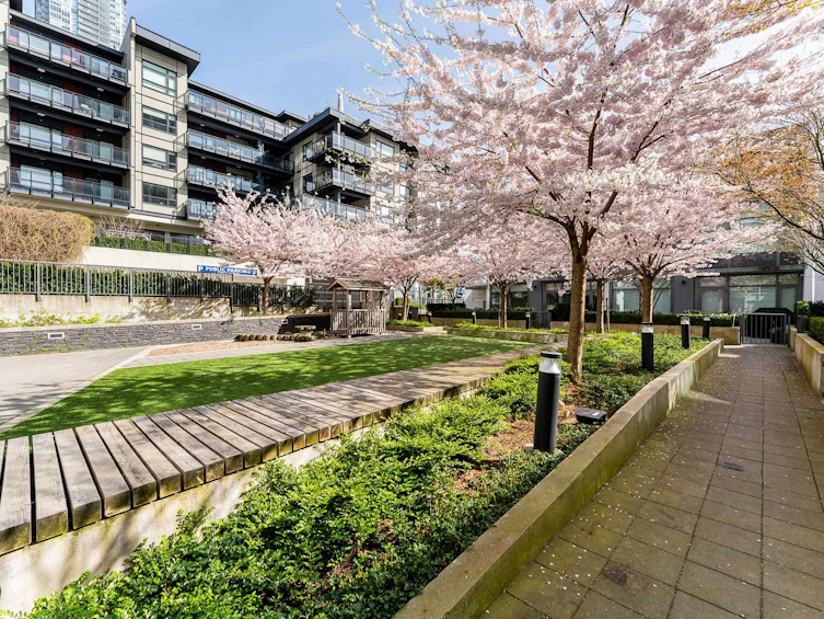 TH2-4465 Juneau Street, Burnaby, BC, V5C 0L8 - 34