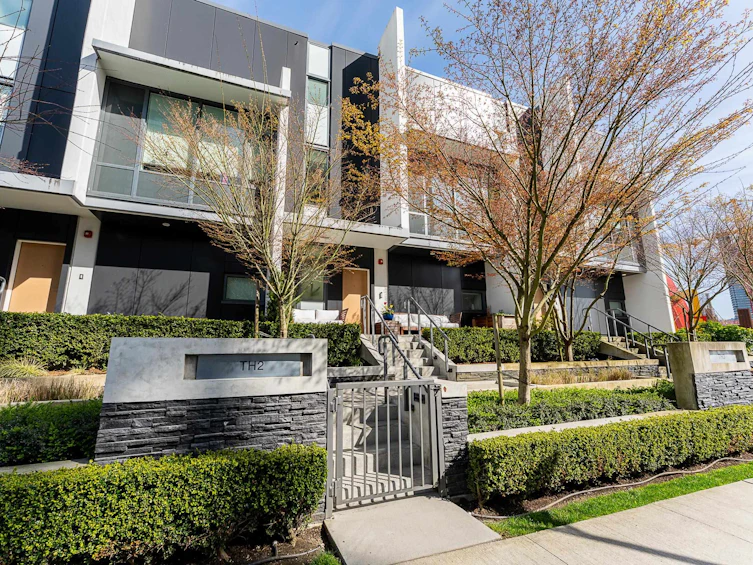 TH2-4465 Juneau Street, Burnaby, BC, V5C 0L8 - 35