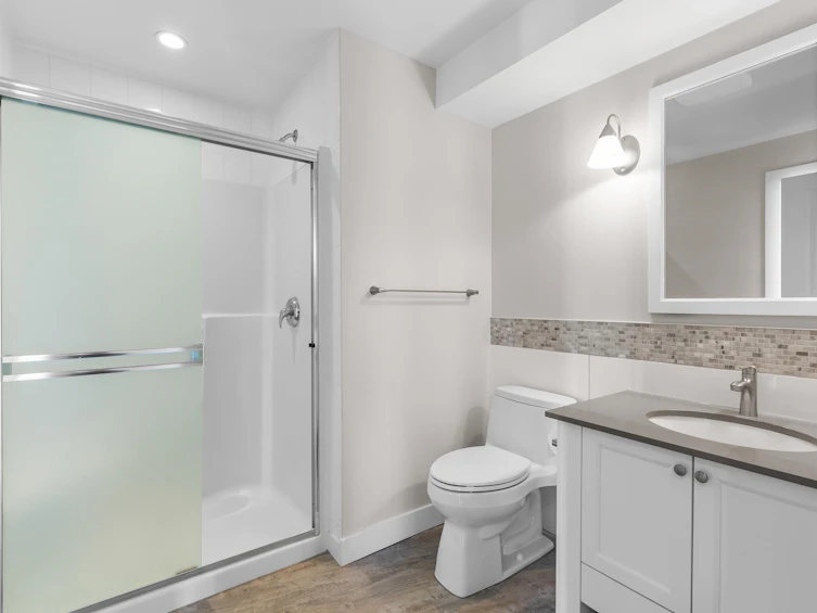 411-15392 16a Avenue, Surrey, BC, V4A 1S9 - 16