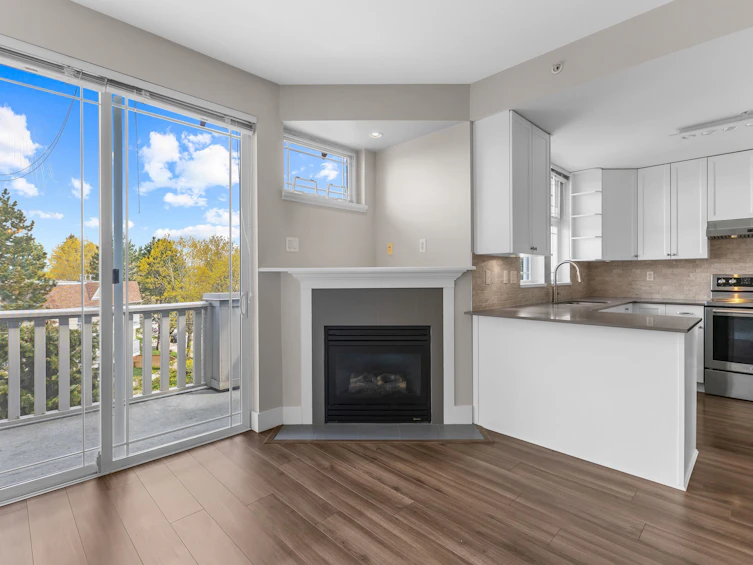 411-15392 16a Avenue, Surrey, BC, V4A 1S9 - 9