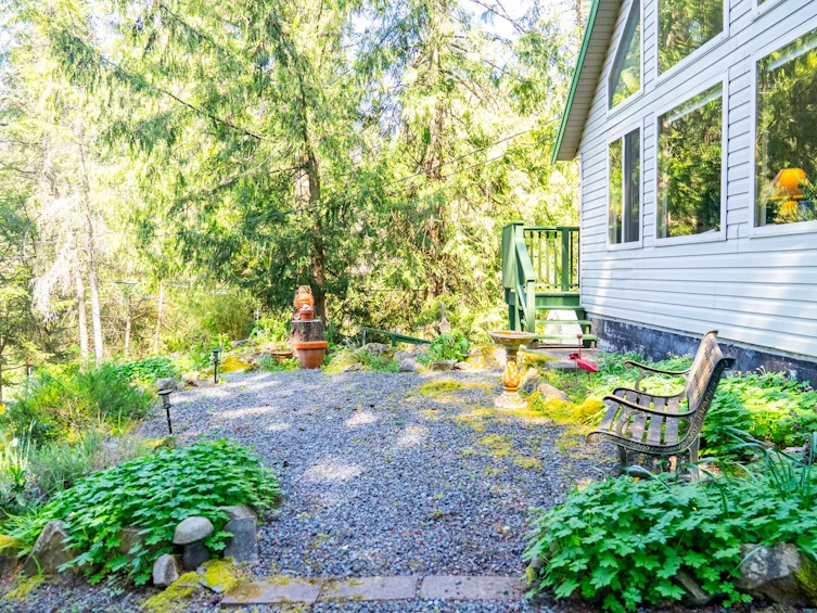 2609 Dory Way, Pender Island, BC, V0N 2M2 - 29