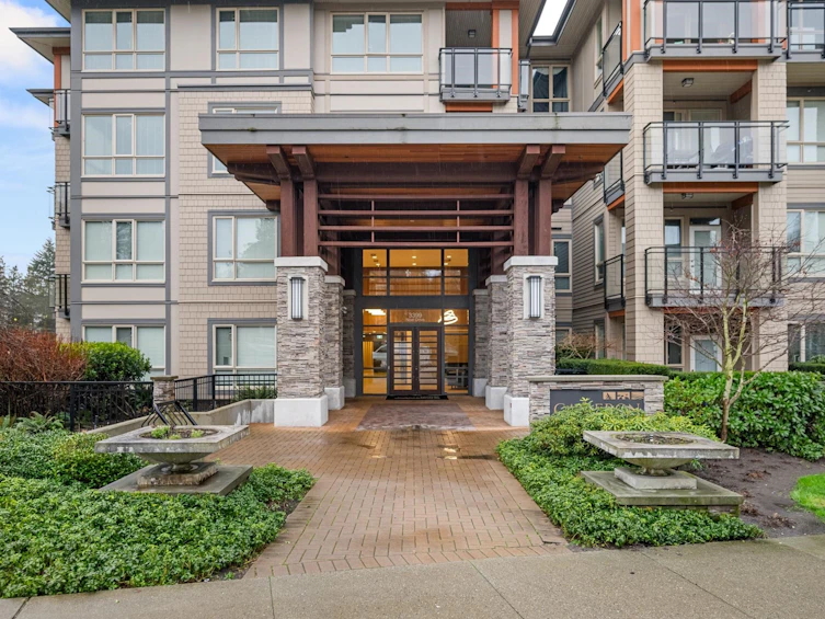 501-3399 Noel Drive, Burnaby, BC, V3J 0G8 - 37