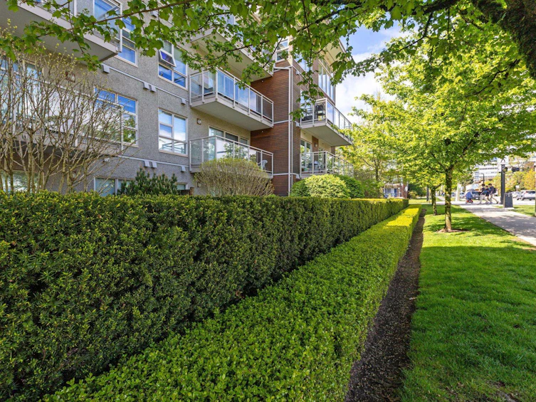 110-1033 St. Georges Avenue, North Vancouver, BC, V7L 3H5 - 25
