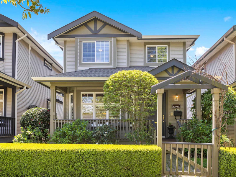 12942 16th Avenue, Surrey BC V4A 1N7