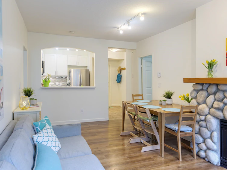 306-3608 Deercrest Drive, North Vancouver, BC, V7G 2S8 - 5