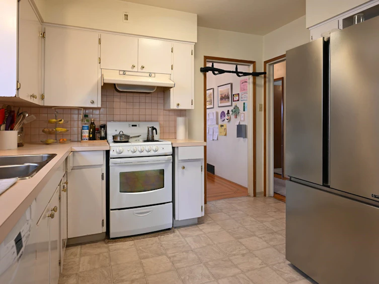 4378 W 11th Avenue, Vancouver, BC, V6R 2M1 - 10