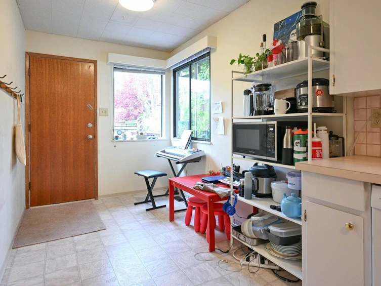 4378 W 11th Avenue, Vancouver, BC, V6R 2M1 - 11