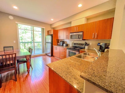 32-7088 191 Street - 5