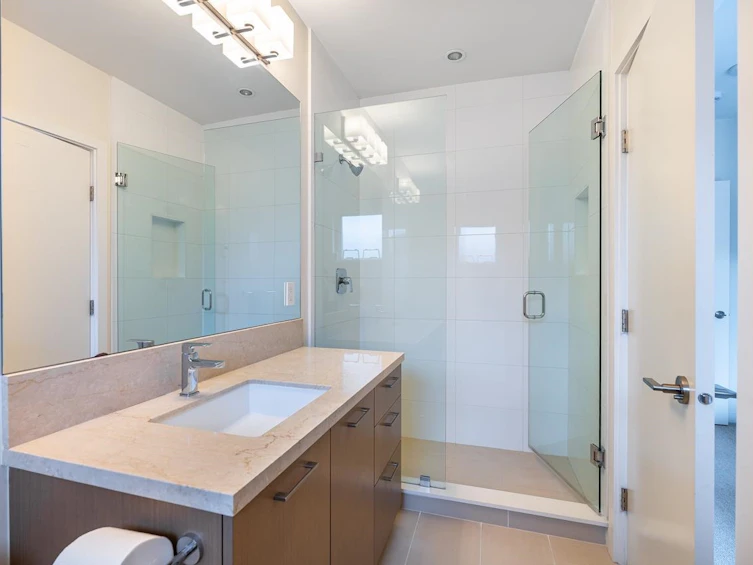 TH11-271 Francis Way, New Westminster, BC, V3L 0H2 - 26