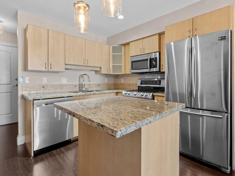 217-19774 56 Avenue, Langley, BC, V3A 3X6 - 2
