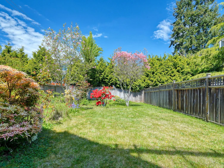 15521 Goggs Avenue, Surrey, BC, V4B 2N5 - 36